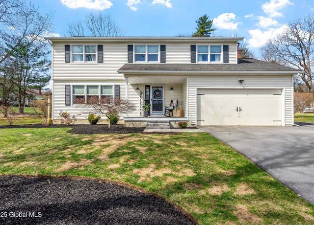 Property at 1431 Orlyn Dr, Niskayuna, NY 12309, 5 beds, 2.5 baths
