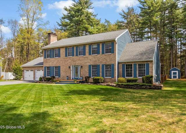 Property at 25 Algonquin Dr, Queensbury, NY 12804, 4 beds, 2.5 baths