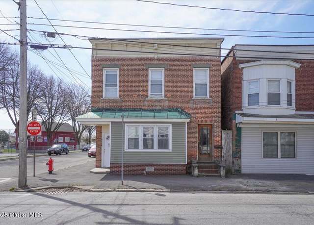 Property at 600 25th St, Watervliet, NY 12189, 7 beds, 3 baths