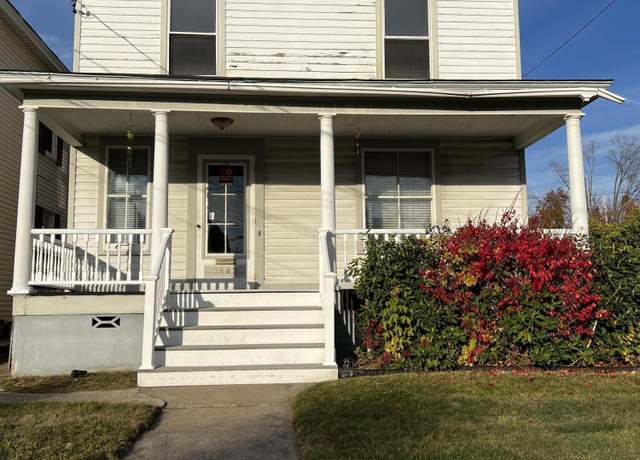 Property at 1643 Rugby Rd, Schenectady, NY 12309, 4 beds, 1.5 baths