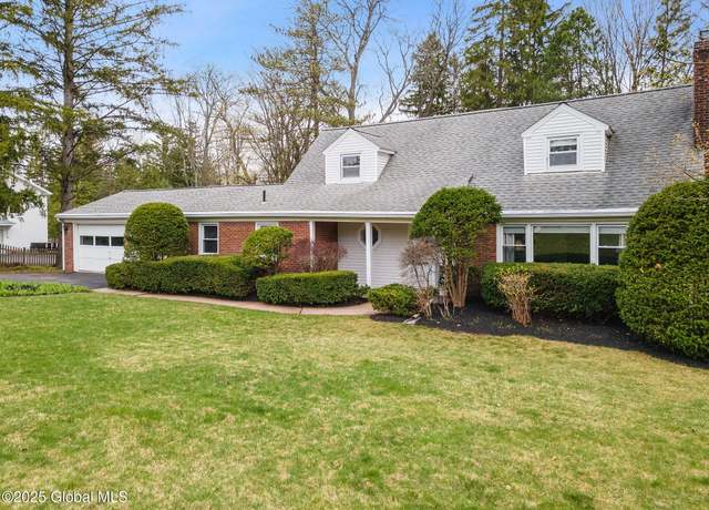 Property at 5 Old Niskayuna Rd, Loudonville, NY 12211, 4 beds, 3 baths