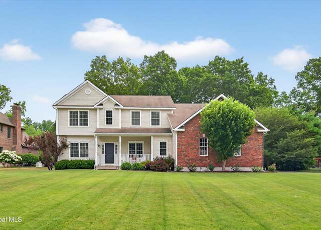 Property at 27 Praise Ln, Glenville, NY 12302, 4 beds, 2.5 baths