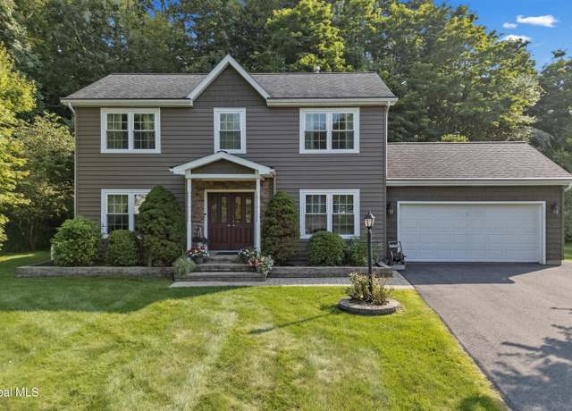 Property at 47 New Netherland Way, Halfmoon, NY 12065, 4 beds, 2.5 baths
