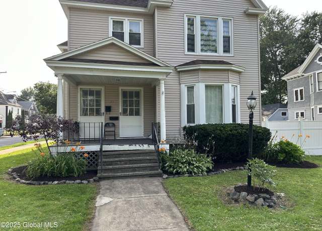 Property at 27 Kingsboro Ave, Gloversville, NY 12078, 9 beds, 4 baths