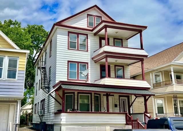 Property at 6 Hawk St, Schenectady, NY 12307, 7 beds, 5 baths