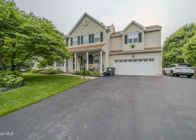 Property at 709 Adams Cir, Ballston Spa, NY 12020, 4 beds, 2.5 baths