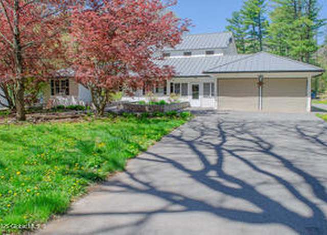 Property at 32 Valk Rd, Saugerties, NY 12477, 9 beds, 4 baths