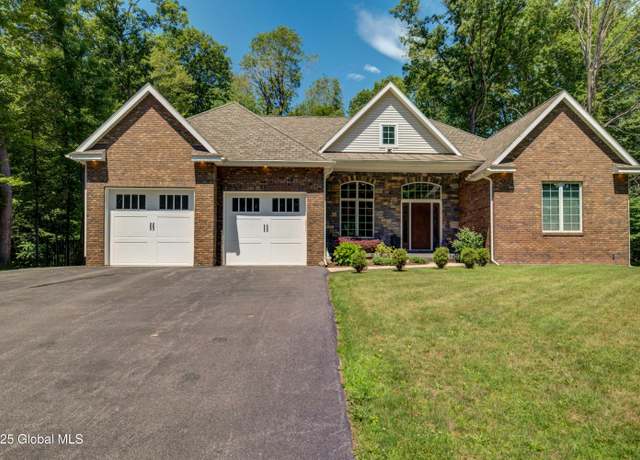 Property at 21 Joyous Ln, Glenville, NY 12302, 4 beds, 2.5 baths
