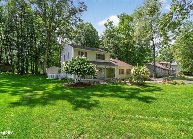 Property at 5966 Curry Rd Ext, Schenectady, NY 12303, 3 beds, 2.5 baths