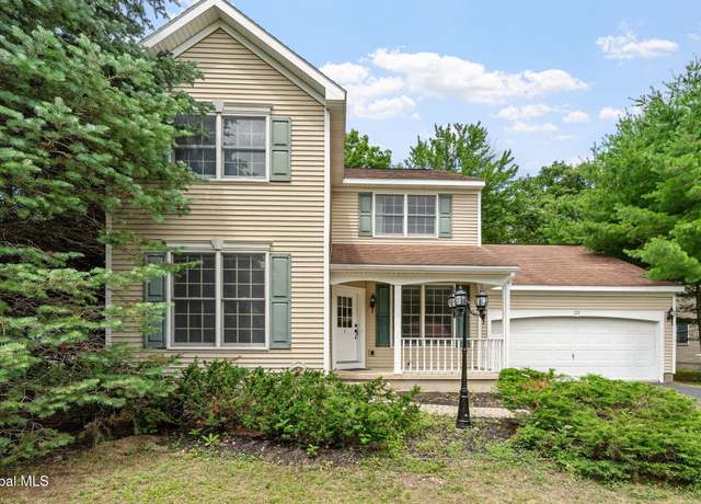 Property at 22 Lupine Dr, Malta, NY 12020, 3 beds, 2.5 baths