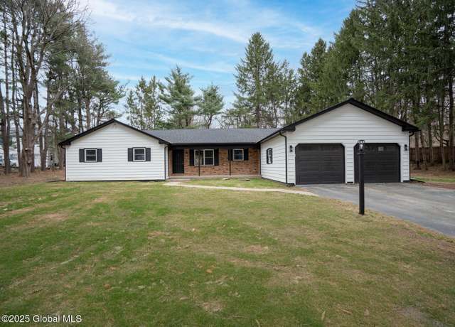 Property at 2 Nicholas Ave, Rensselaer, NY 12144, 3 beds, 2.5 baths