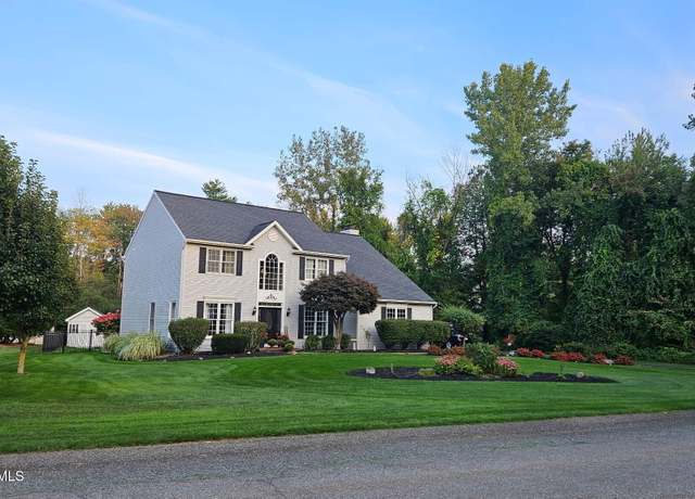 Property at 33 Spice Mill Blvd, Clifton Park, NY 12065, 4 beds, 2.5 baths