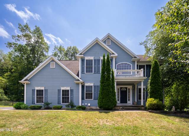 Property at 69 Mary Hadge Dr, Schenectady, NY 12309, 4 beds, 4 baths