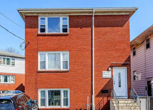 Property at 23 Mcalpin St, Albany, NY 12209, 6 beds, 4 baths