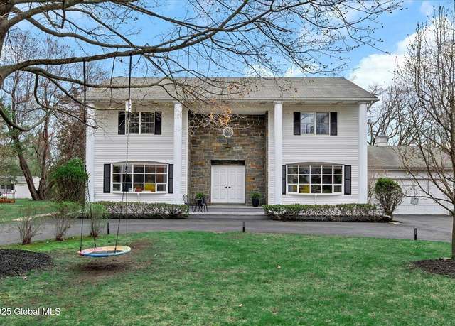 Property at 21 Eastview Ter, Rensselaer, NY 12144, 4 beds, 3 baths