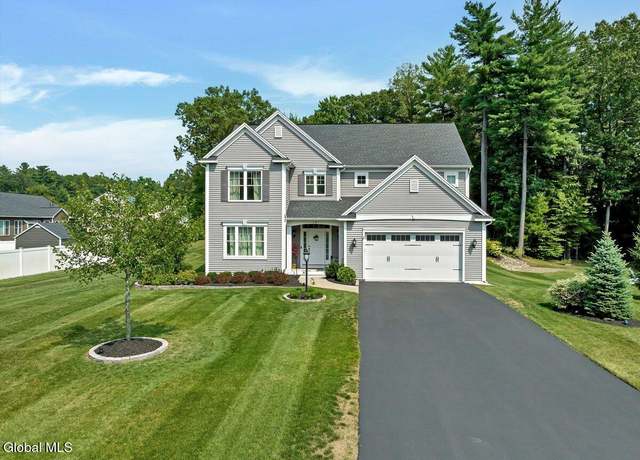 Property at 19 Greenbrier Way, Halfmoon, NY 12065, 4 beds, 2.5 baths