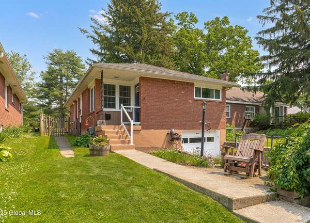 Property at 15 Marlborough Ct, Albany, NY 12209, 3 beds, 1 bath