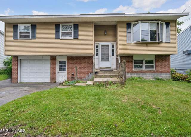 Property at 250 Hillcrest Ave, Schenectady, NY 12304, 3 beds, 2 baths
