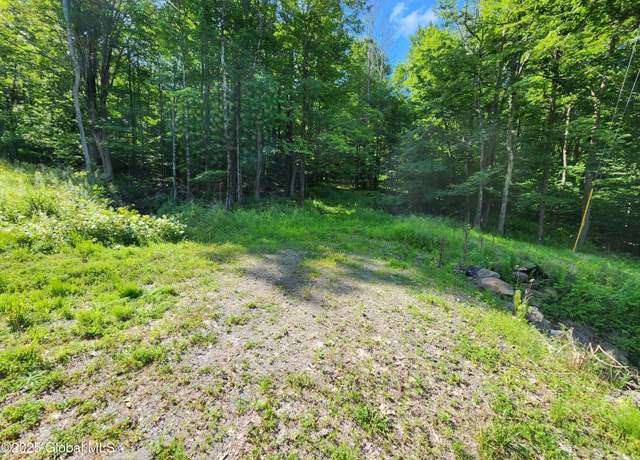 Property at 140 Roaser Rd, Sand Lake, NY 12153