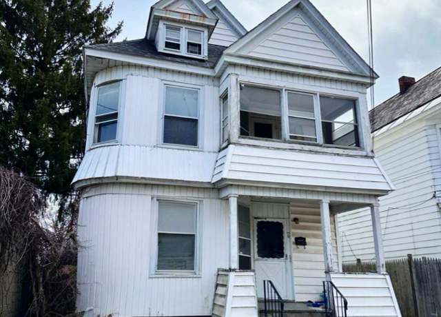 Property at 103 Porter St, Schenectady, NY 12308, 4 beds, 2 baths