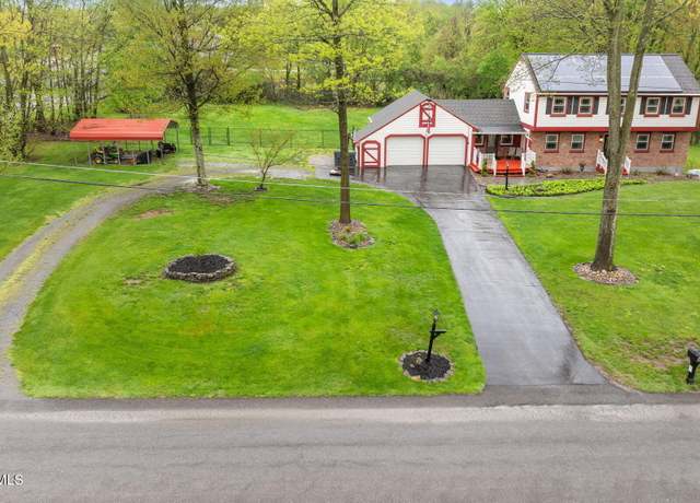 Property at 228 Maura Ln, Glenville, NY 12302, 4 beds, 2.5 baths