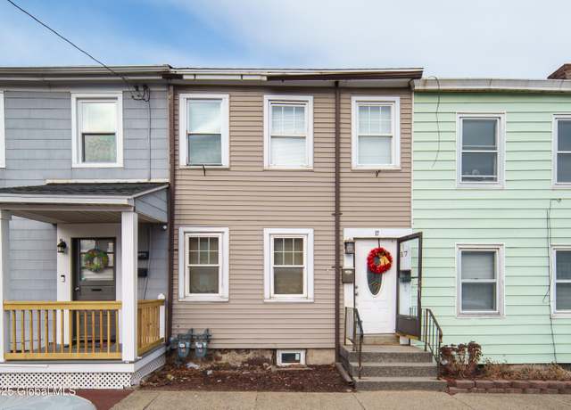Property at 17 7th St, Watervliet, NY 12189, 4 beds, 2 baths