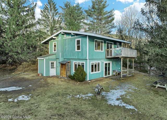Property at 22 Mail Route Rd, Prattsville, NY 12468, 3 beds, 1.5 baths