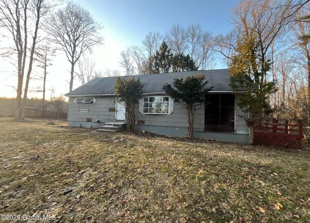 Property at 94 Nelson Ave Ext, Saratoga Springs, NY 12866, 4 beds, 2 baths