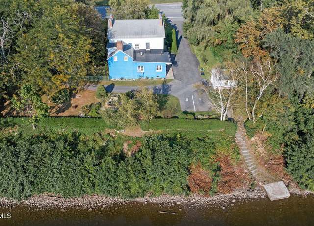 Property at 4625 Amsterdam Rd, Glenville, NY 12302, 4 beds, 3 baths