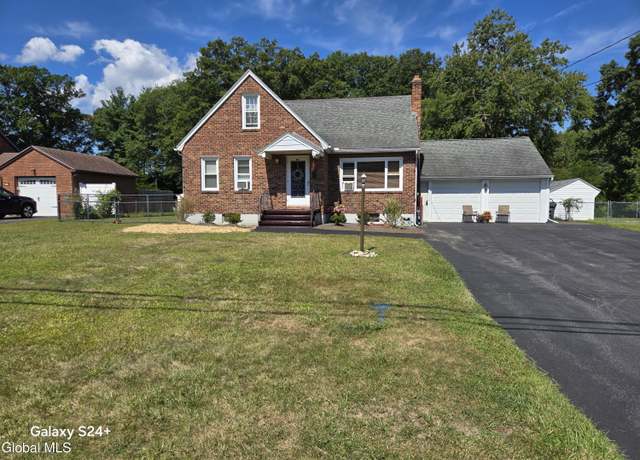 Property at 2137 Van Wormer Rd, Schenectady, NY 12303, 5 beds, 2 baths