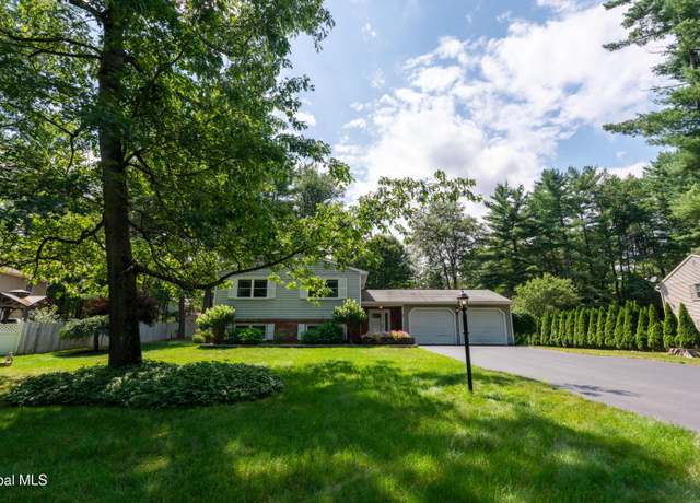 Property at 9 Rolling Hills Dr, Gansevoort, NY 12831, 4 beds, 2 baths