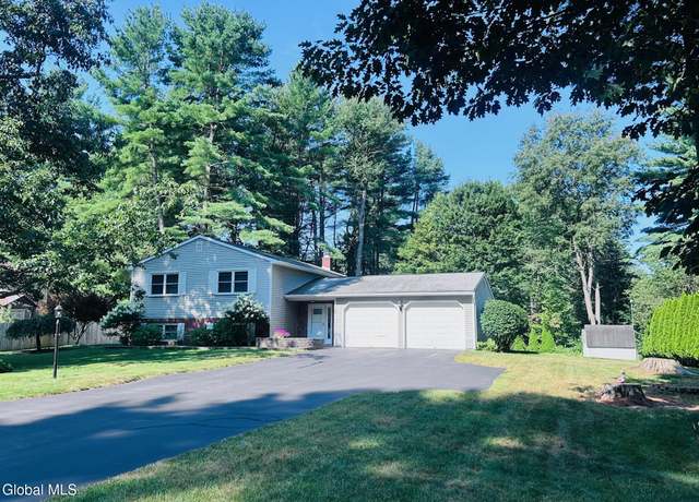 Property at 9 Rolling Hills Dr, Gansevoort, NY 12831, 4 beds, 2 baths
