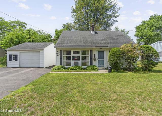 Property at 943 O'brien Ave, Schenectady, NY 12303, 3 beds, 2 baths