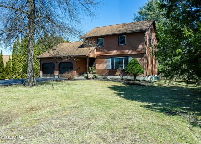 Property at 17 Skaarland Dr, Burnt Hills, NY 12027, 3 beds, 2 baths
