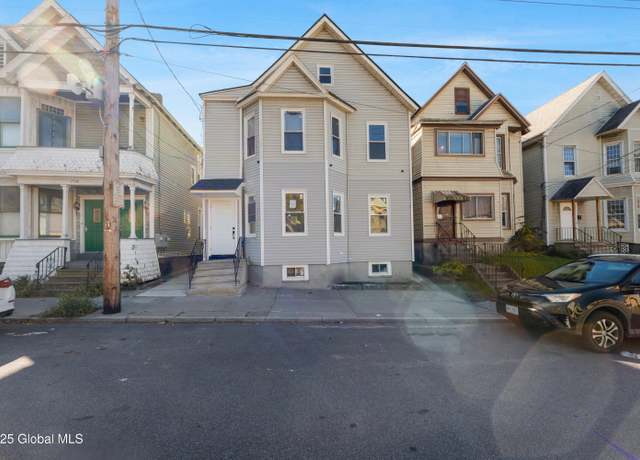 Property at 754 Eastern Ave, Schenectady, NY 12308, 6 beds, 2 baths