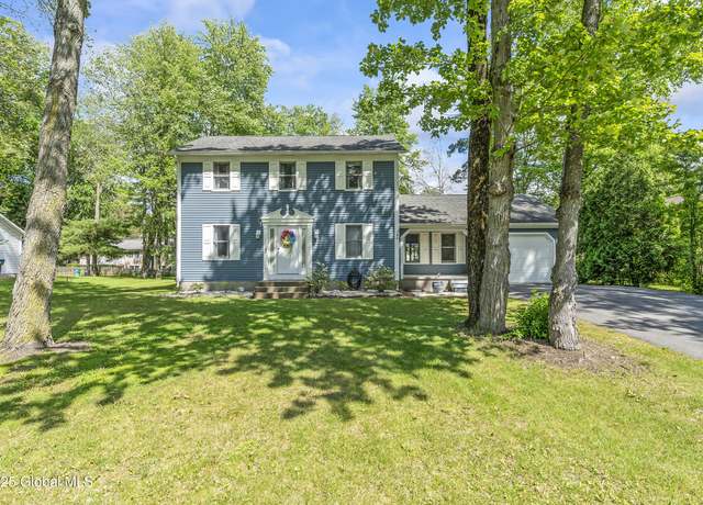 Property at 762 Downing St, Niskayuna, NY 12309, 3 beds, 1.5 baths