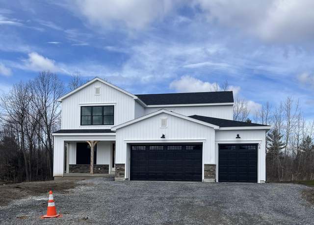 Property at 46 Windrow Way, Mechanicville, NY 12118, 4 beds, 3 baths