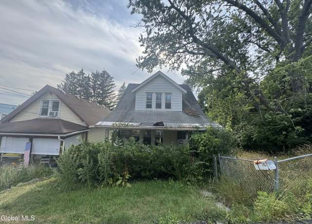 Property at 17 Cortland St, Troy, NY 12180, 3 beds, 1.5 baths