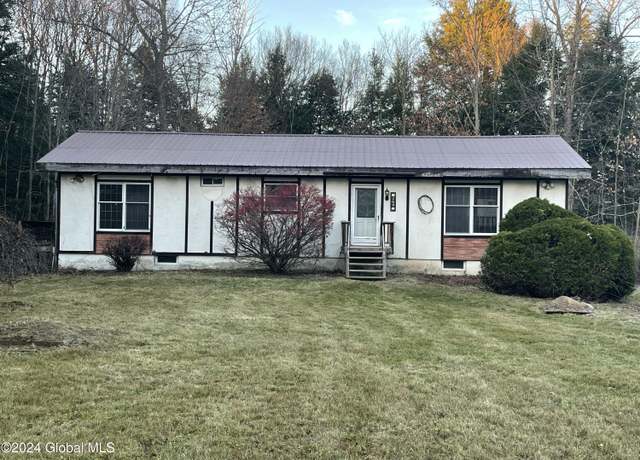 Property at 269 Smith Road Rd, Amsterdam, NY 12010, 3 beds, 2 baths
