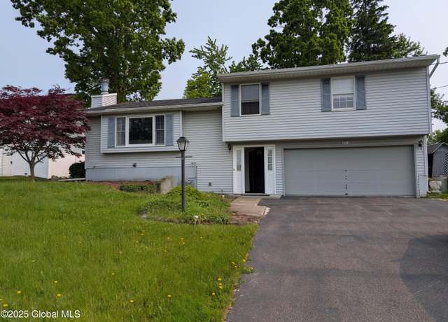 Property at 2714 Magnolia St, Endicott, NY 13760, 3 beds, 2.5 baths