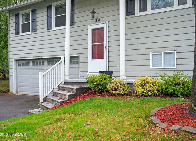 Property at 34 Orenda Spring Dr, Saratoga Springs, NY 12866, 2 beds, 1 bath