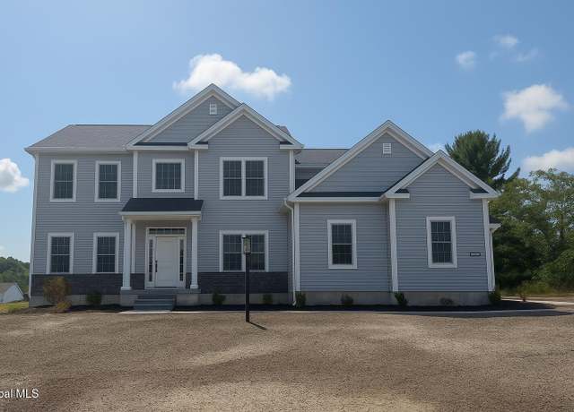 Property at 4 Berkeley Ct, Slingerlands, NY 12159, 4 beds, 3.5 baths