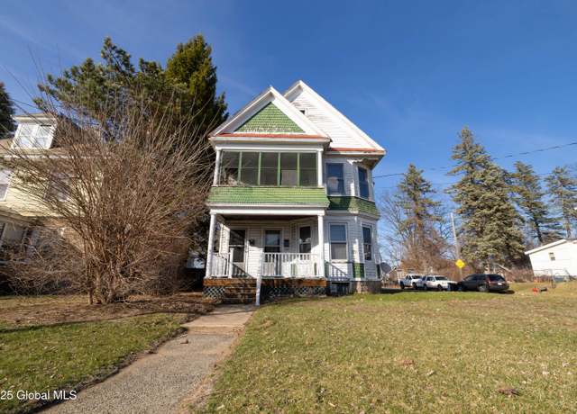 Property at 2751 Campbell Ave, Schenectady, NY 12306, 6 beds, 2 baths