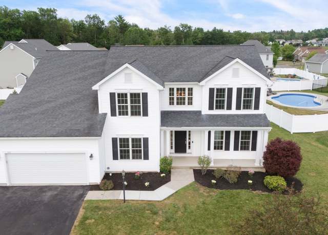 Property at 121 Bridle Path, Selkirk, NY 12158, 5 beds, 2.5 baths