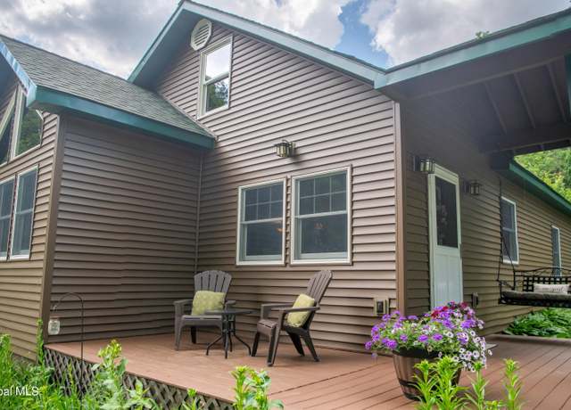 Property at 1175 Palisades Rd, Brant Lake, NY 12815, 4 beds, 2 baths