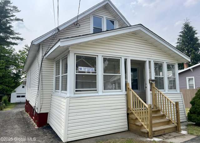 Property at 1732 Avenue H, Schenectady, NY 12304, 4 beds, 1 bath