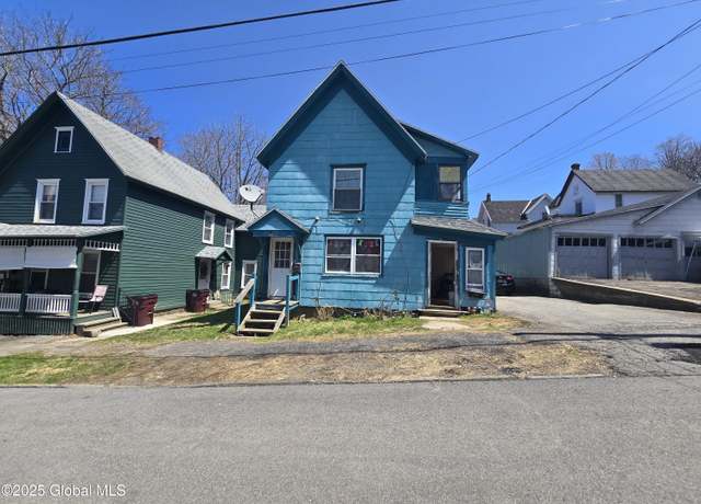 Property at 96 Woodside Ave, Gloversville, NY 12078, 4 beds, 2 baths