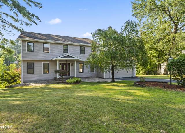Property at 209 Tamar Dr, Niskayuna, NY 12309, 6 beds, 4 baths