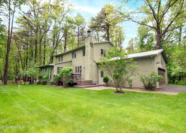 Property at 124 Edie Rd, Saratoga Springs, NY 12866, 4 beds, 2.5 baths