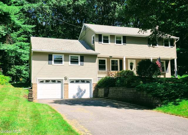 Property at 2 Wendy Ln, Burnt Hills, NY 12027, 4 beds, 2.5 baths